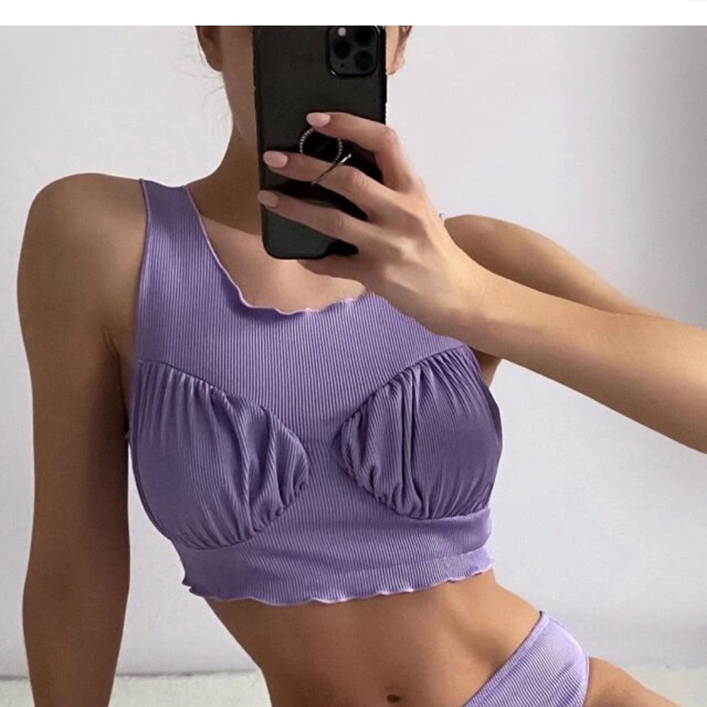 Women’s bikini tops